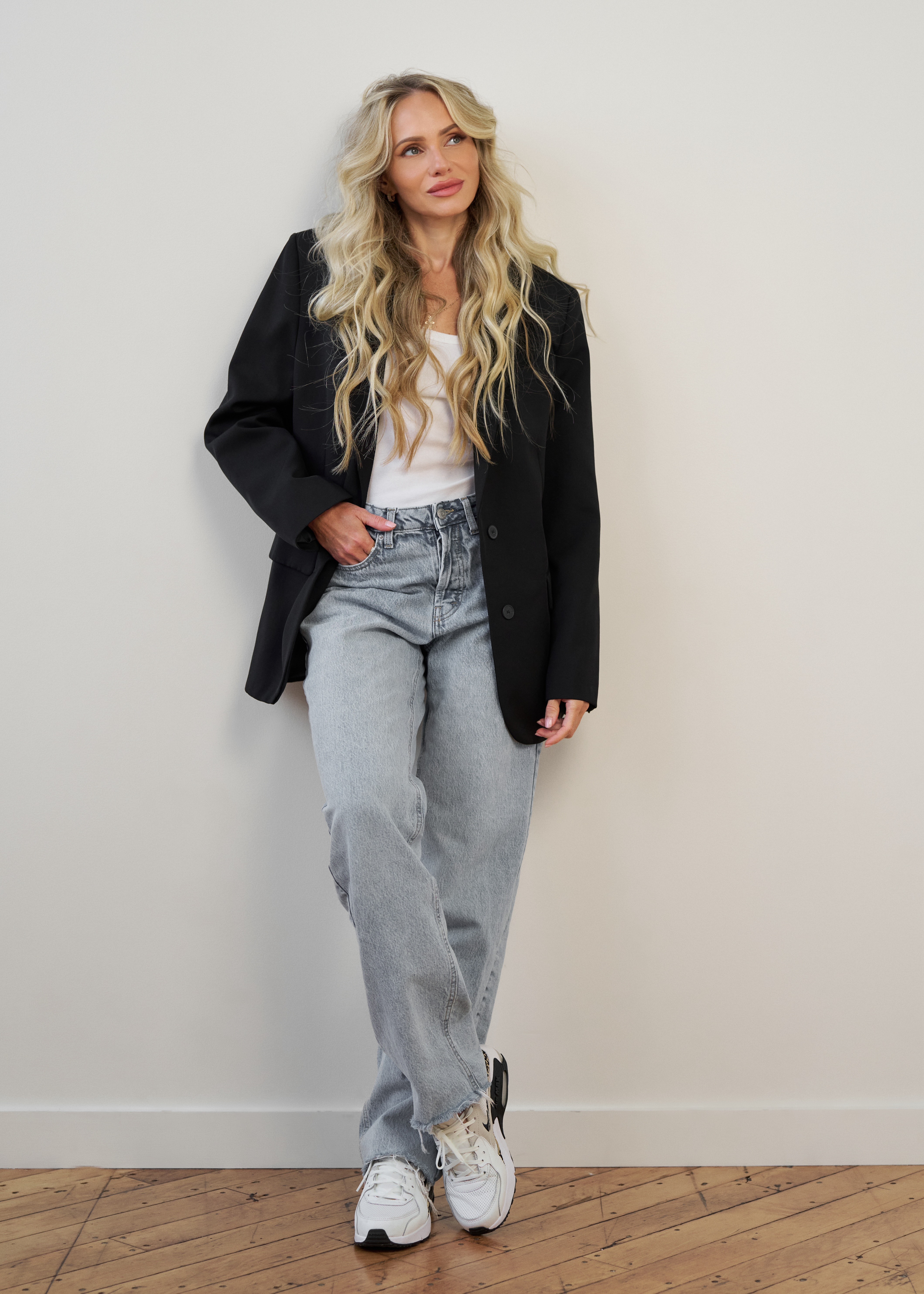 Irina, professional makeup artist and hairstylist